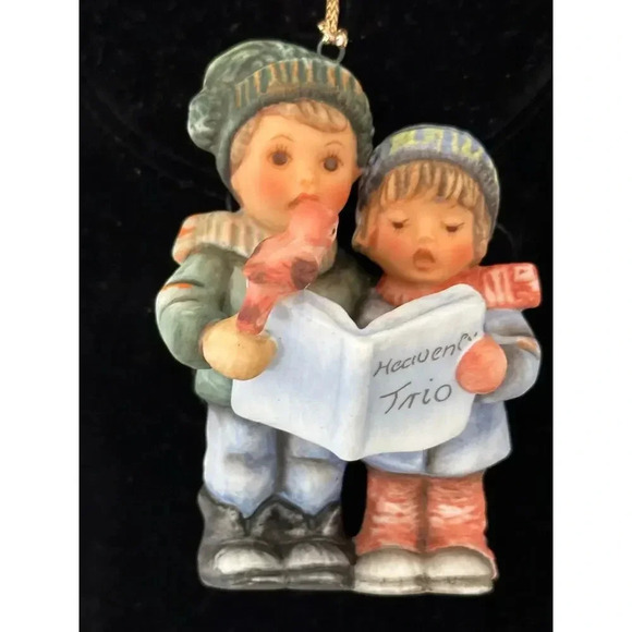Berta Hummel Goebel 1997 "Heavenly Trio" Christmas Ornament - Picture 2 of 6
